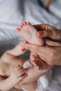 pies planos tono neuromuscular bipedestacion desarrollo infancia